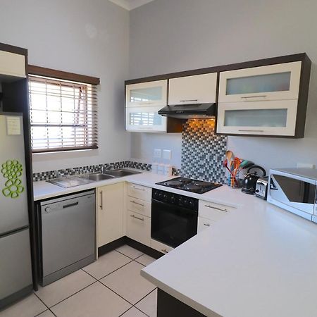 Carole'S Cottage Hermanus Buitenkant foto